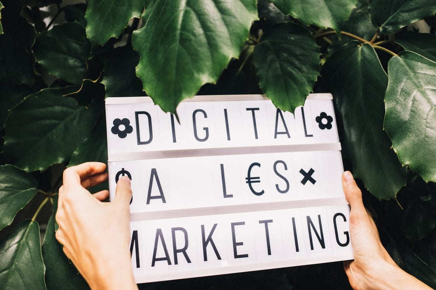 investing-in-digital-commerce.jpg