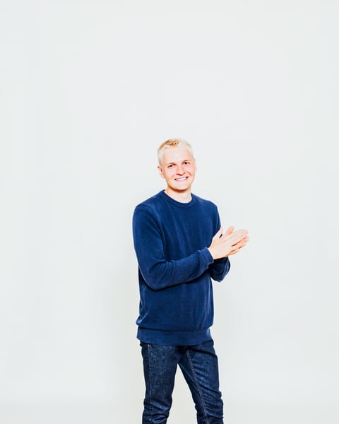 niklas_svartback_800x1000